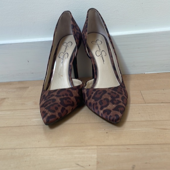 Jessica Simpson Leopard Print Heels - Picture 5 of 9